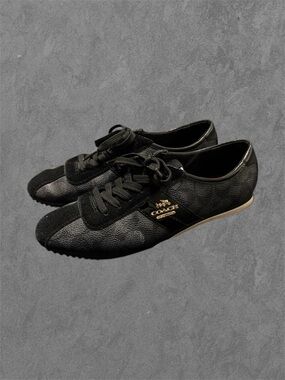 COACH | Ivy Leather Monogram Lace Sneakers Black with Gold Detail Size 6.5